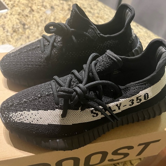 Yeezy Shoes - Yeezy Boost 350 V2 ‘Oreo’